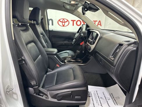 Used 2017 GMC Canyon SLT w/ Driver Alert Package image 12