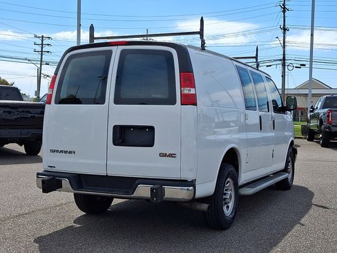 Used 2022 GMC Savana 2500 w/ Driver Convenience Package RWD image 10