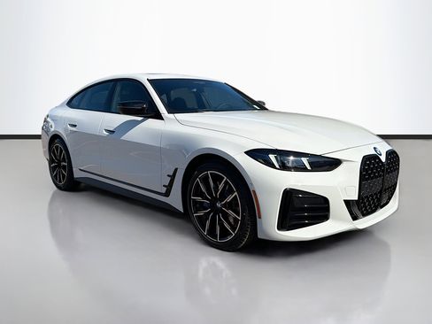 New 2026 BMW 430i w/ M Sport Package image 1