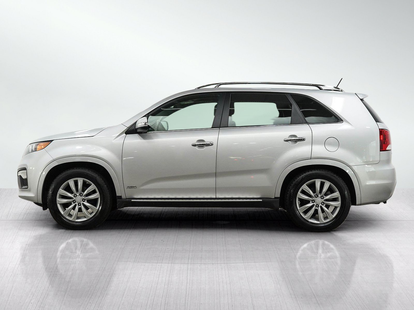 Used 2012 Kia Sorento SX w/ SX Premium Pkg AWD/4WD image 2
