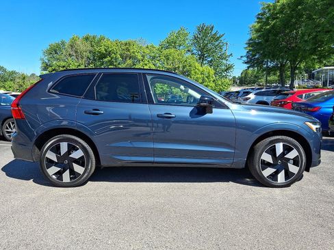 Certified 2024 Volvo XC60 T8 Plus w/ Climate Package AWD/4WD image 7