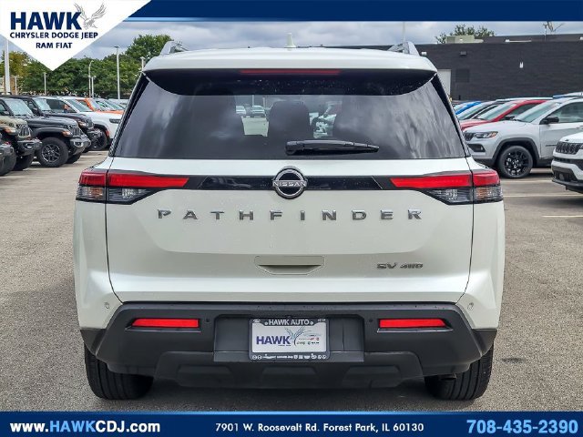 Used 2024 Nissan Pathfinder SV AWD/4WD image 5