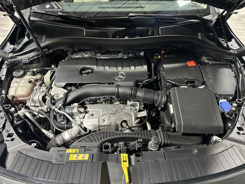 Certified 2023 Mercedes-Benz GLA 250 4MATIC image 15