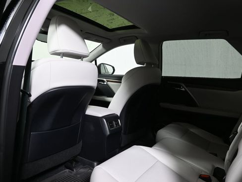 Used 2022 Lexus RX 350L Premium w/ Premium Package AWD/4WD image 7