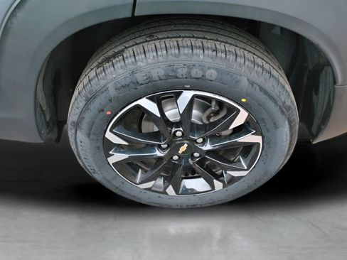 Used 2021 Chevrolet TrailBlazer LT w/ Convenience Package AWD/4WD image 10