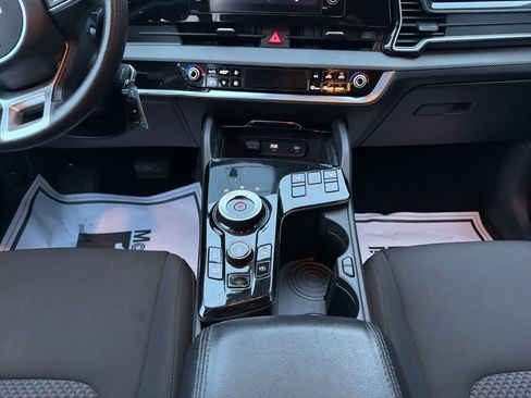 Certified 2023 Kia Sportage LX image 28