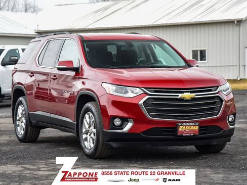 Used 2019 Chevrolet Traverse LT w/ LPO, Floor Liner Package image 1