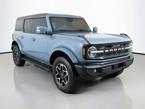 Used 2023 Ford Bronco Outer Banks image 38