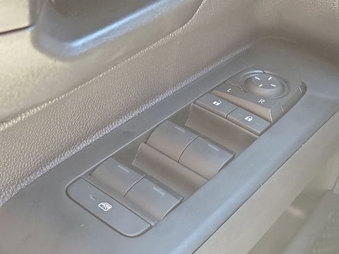 New 2025 Toyota Tacoma SR5 image 32