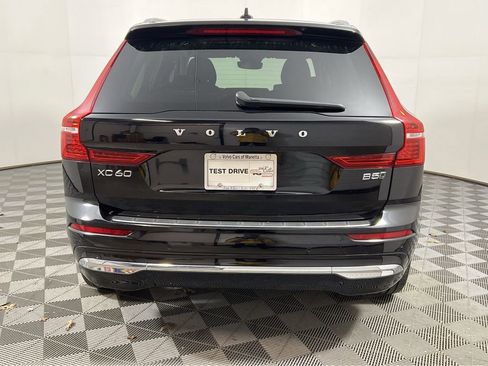 Used 2023 Volvo XC60 B5 Plus w/ Protection Package Premier image 9