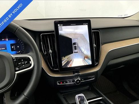 Certified 2026 Volvo XC60 B5 Plus AWD/4WD image 7