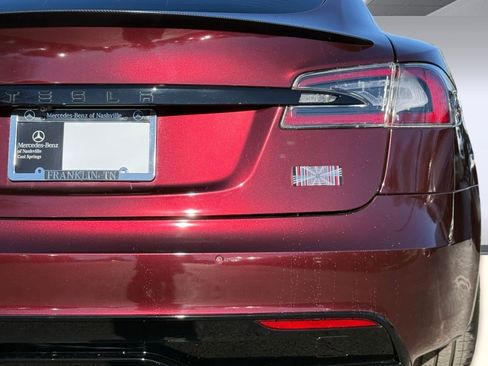 Used 2021 Tesla Model S Plaid image 13