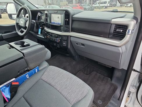 Used 2025 Ford F250 XLT AWD/4WD image 19
