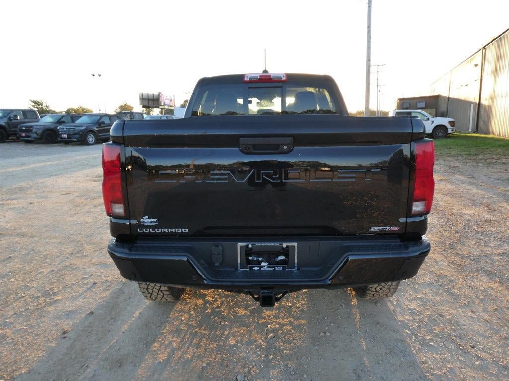 New 2026 Chevrolet Colorado ZR2 w/ Technology Package AWD/4WD image 5