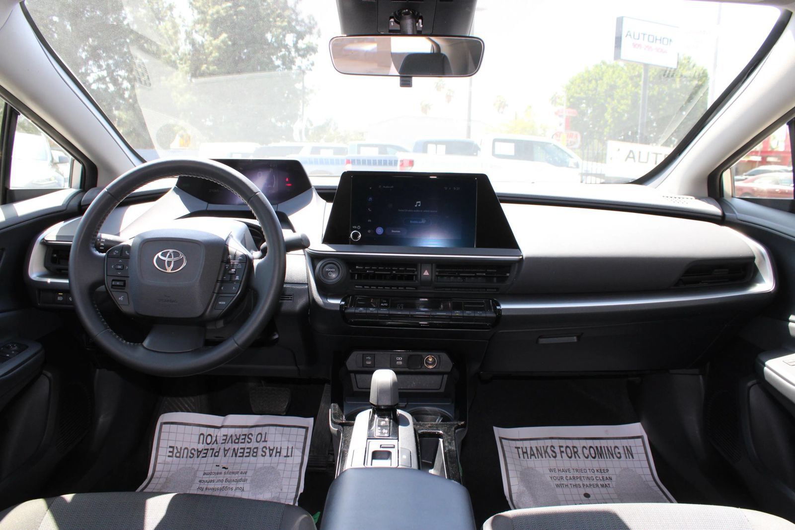 Used 2025 Toyota Prius LE FWD image 47
