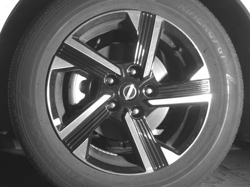 Used 2025 Nissan Sentra SV FWD image 12