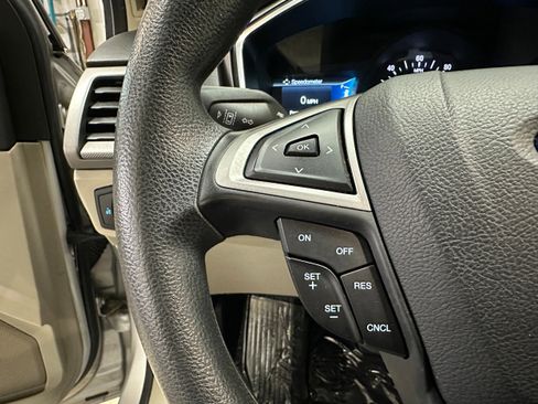 Certified 2019 Ford Fusion SE image 14