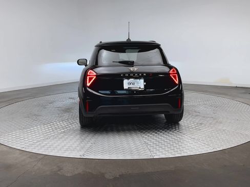 Used 2025 MINI Cooper S FWD image 7