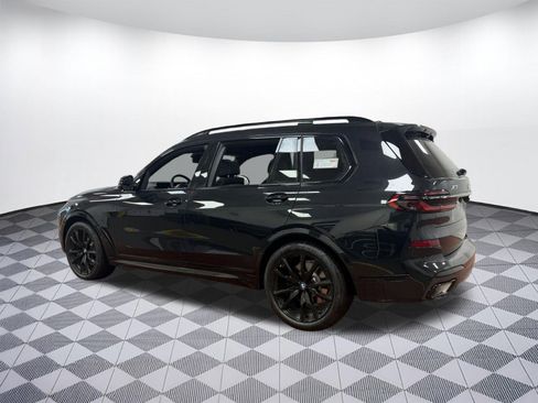 New 2026 BMW X7 xDrive40i image 3