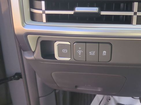 Used 2024 Hyundai Santa Fe SEL image 22