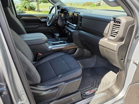 Used 2024 Chevrolet Silverado 1500 RST AWD/4WD image 26