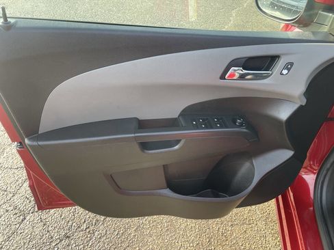 Used 2016 Chevrolet Sonic LT image 15