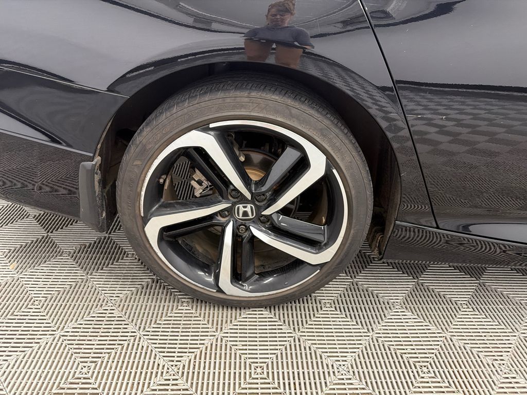 Used 2021 Honda Accord Sport image 18