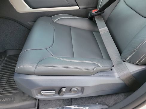 New 2026 Toyota Tundra Limited AWD/4WD image 10