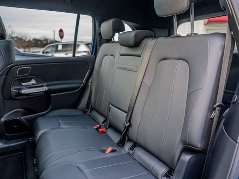 Used 2024 Mercedes-Benz GLB 250 4MATIC image 20