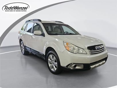 Used 2011 Subaru Outback 2.5i Limited w/ PWR Moonroof Pkg