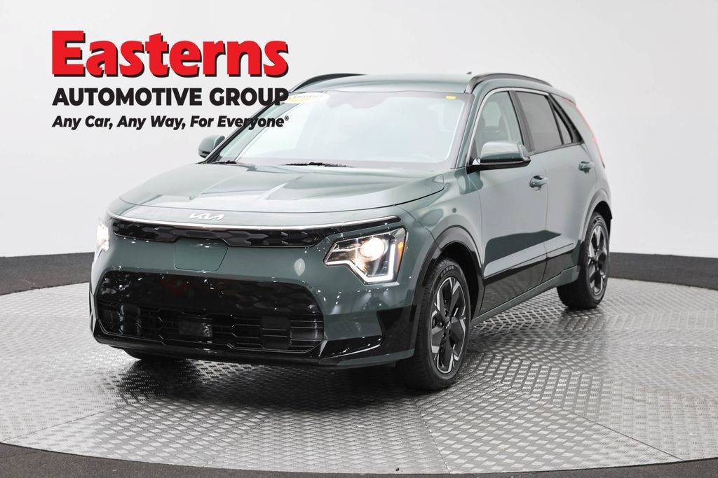 Used 2023 Kia Niro Wind FWD image 1