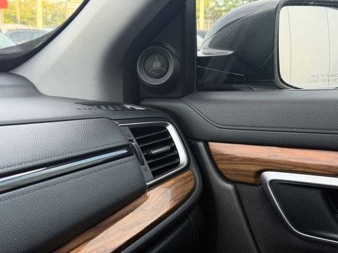 Used 2017 Honda CR-V EX image 3