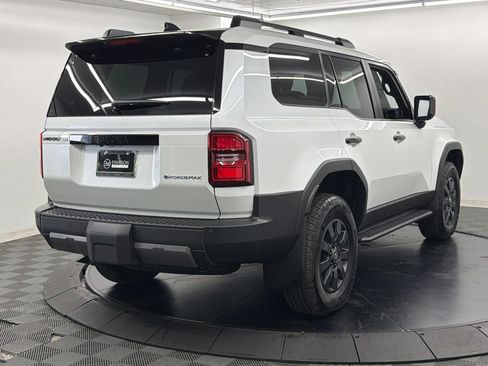 Used 2027 Toyota Land Cruiser AWD/4WD image 10