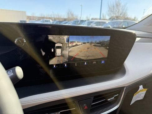 Used 2024 Buick Encore GX Sport Touring w/ Advanced Technology Package image 17