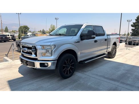 Used 2015 Ford F150 XLT AWD/4WD image 3
