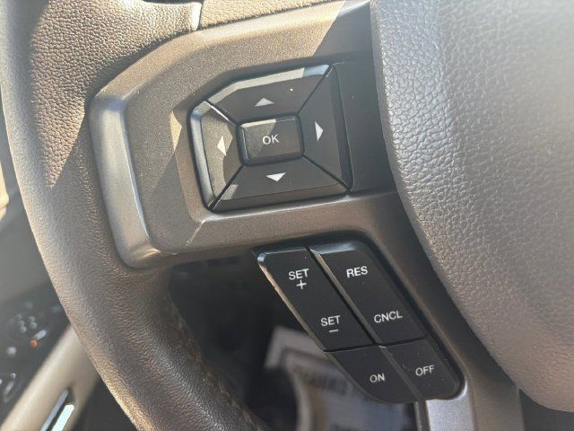 Used 2018 Ford Expedition XLT RWD image 25