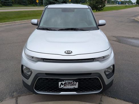 Used 2020 Kia Soul LX image 4