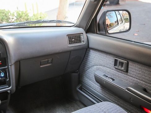 Used 1995 Toyota 4Runner SR5 image 23