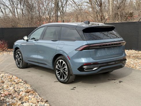 New 2026 Lincoln Nautilus Reserve AWD/4WD image 3