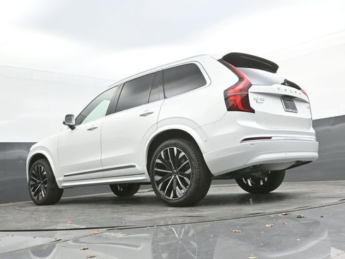 New 2026 Volvo XC90 B6 Plus AWD/4WD image 32