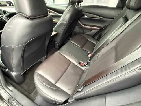 Certified 2025 MAZDA CX-30 AWD 2.5 S w/ Premium Package image 18