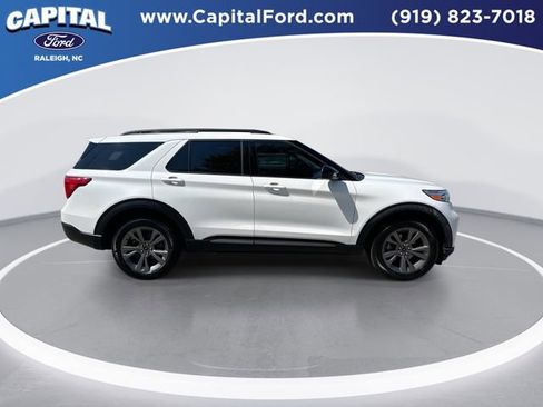 Used 2023 Ford Explorer XLT w/ Equipment Group 202A image 9