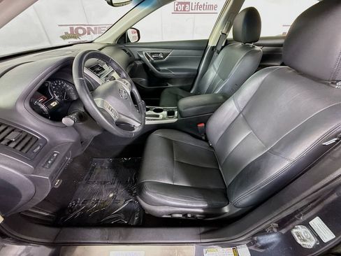 Used 2013 Nissan Altima 2.5 SL w/ Technology Pkg FWD image 26