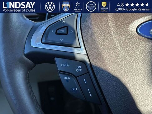 Used 2017 Ford Fusion Platinum image 21