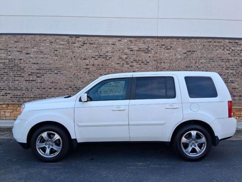 Used 2012 Honda Pilot EX image 2
