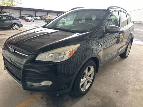 Used 2014 Ford Escape SE w/ Equipment Group 201A AWD/4WD image 11
