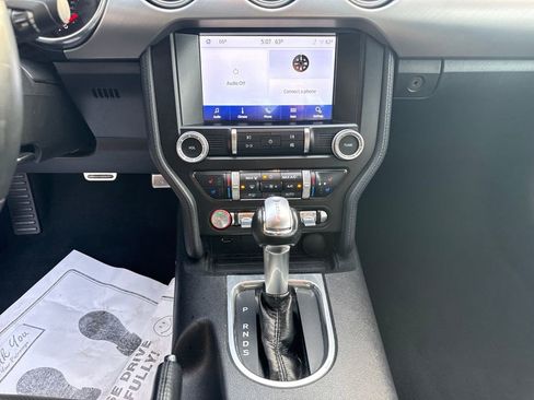 Used 2020 Ford Mustang Premium image 17