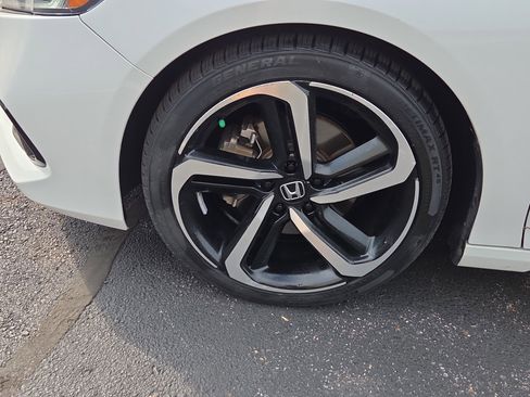 Used 2022 Honda Accord Sport Special Edition image 9