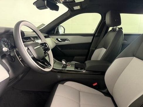 Used 2026 Land Rover Range Rover Velar Dynamic SE AWD/4WD image 33