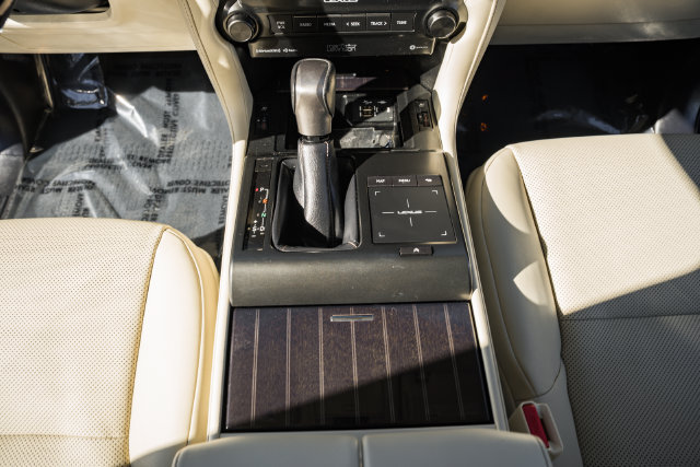Used 2022 Lexus GX 460 Premium w/ Premium Plus Package AWD/4WD image 20